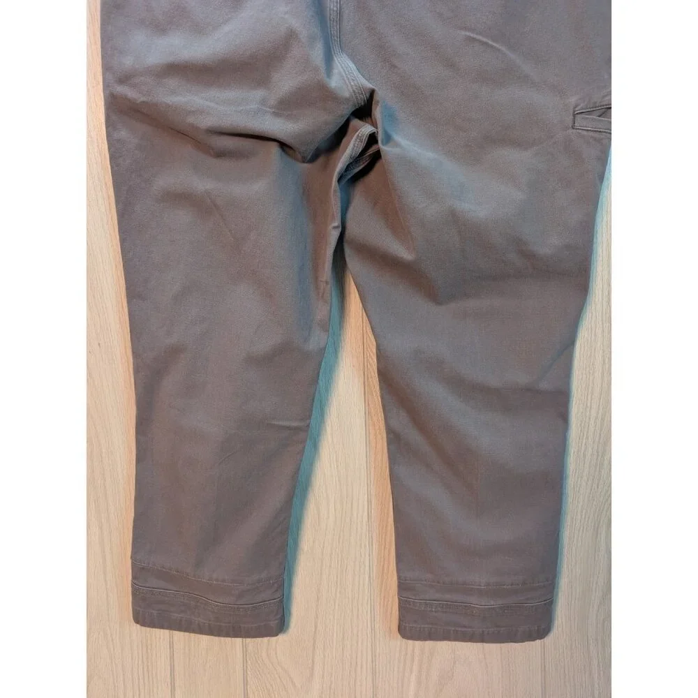 Duluth Trading Co Pants Mens 40x30 Flex Ballroom Khaki Flat Front Work Outdoor